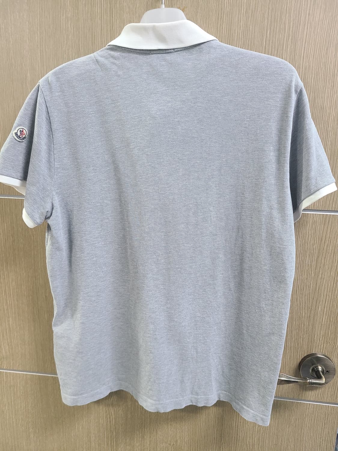 몽클레어 그레이 카라 반팔 티셔츠 상품이미지5