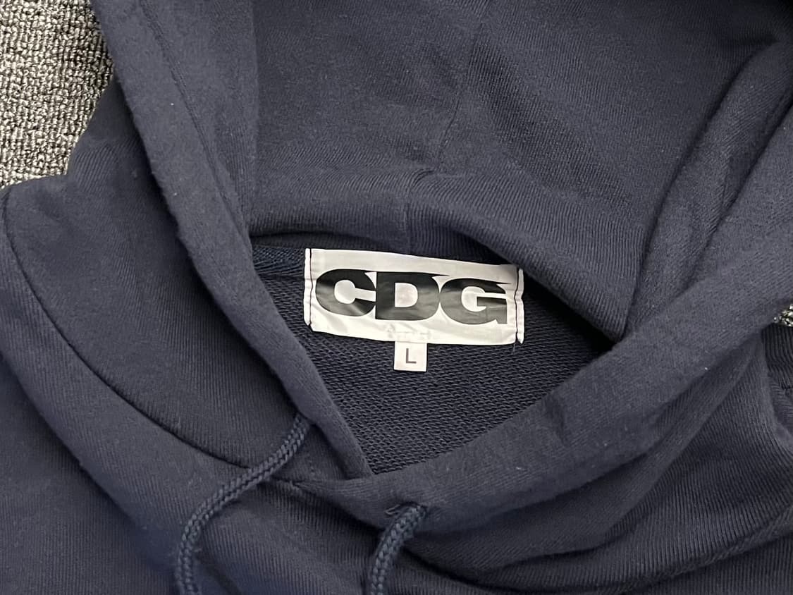 [95] CDG 꼼데가르송 블랙 후드티 L 상품이미지3