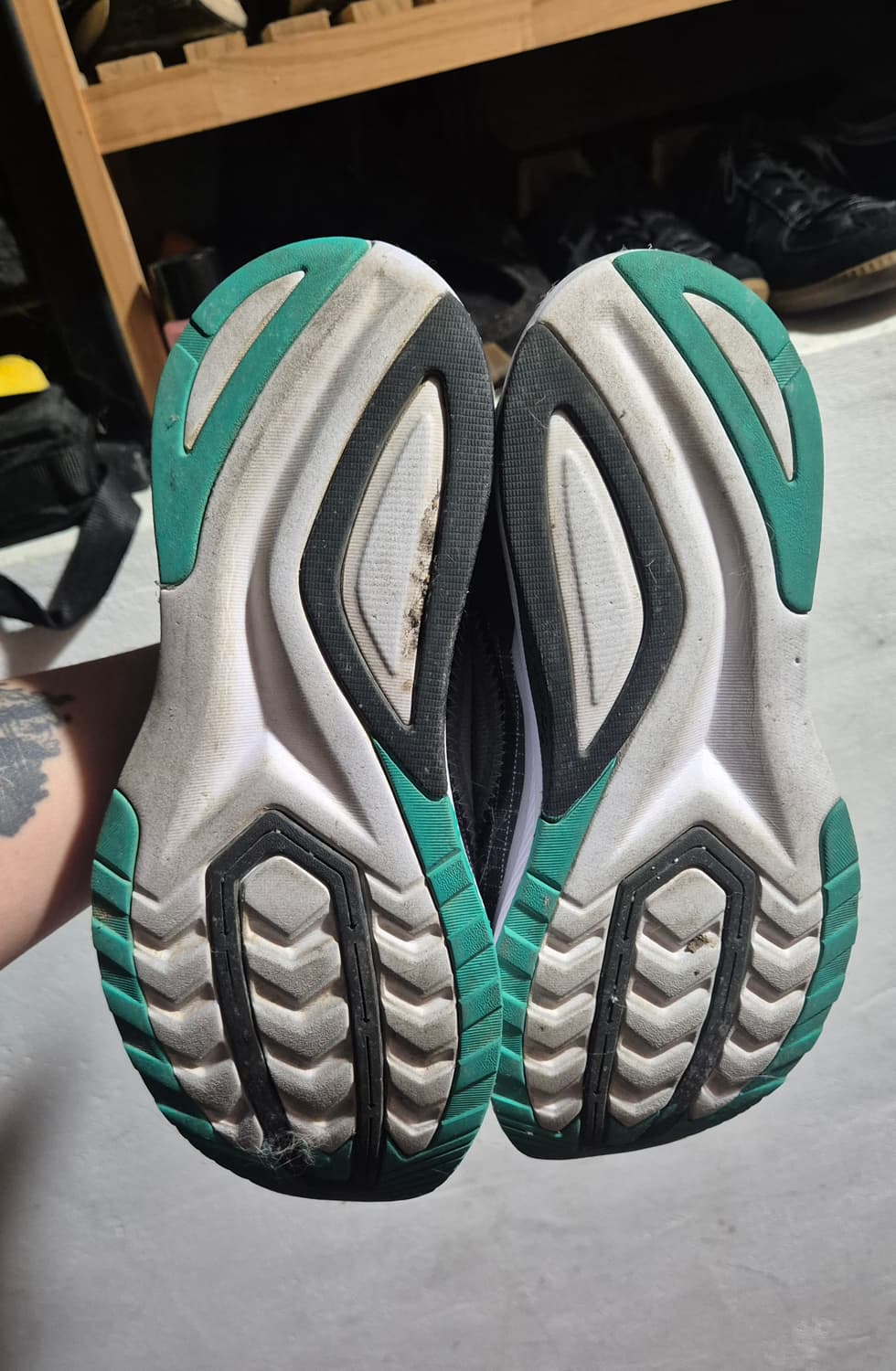 써코니 엔돌핀 시프트 265 (8.5) 사이즈 판매 상품이미지5