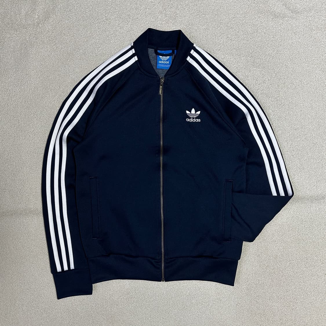 아디다스 슈퍼스타 트랙탑 상품이미지1