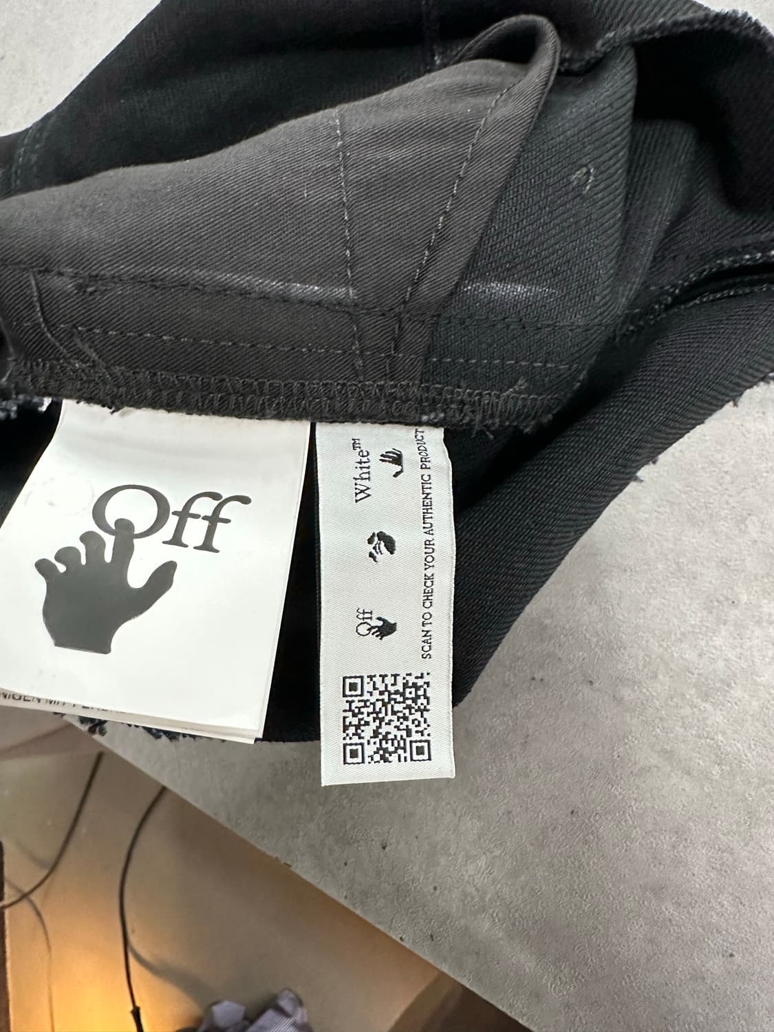 오프화이트 데님 컷오프 쇼츠 상품이미지5