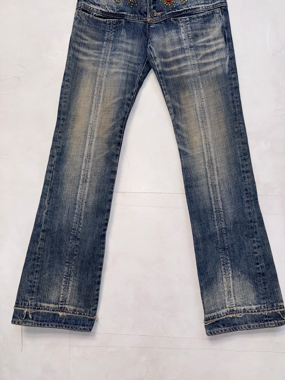 Washing denim stud butterfly semi 부츠컷팬츠 상품이미지3