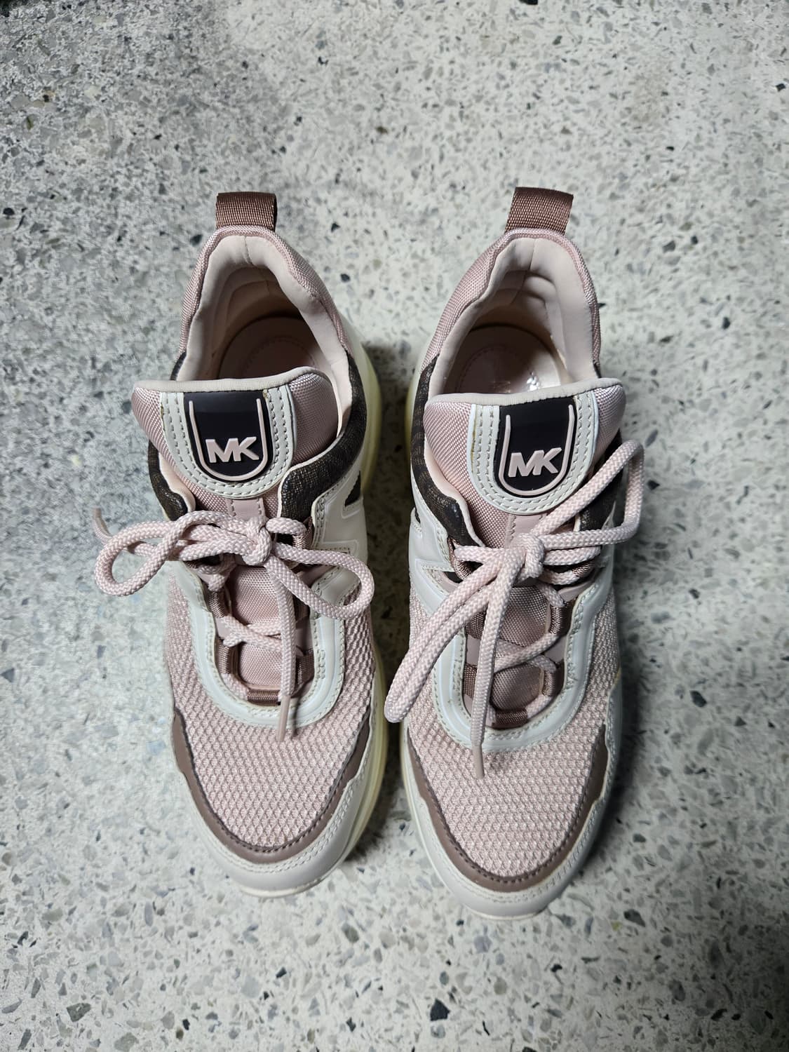 마이클코어스 올림피아 트레이너 스니커즈 6M 상품이미지1