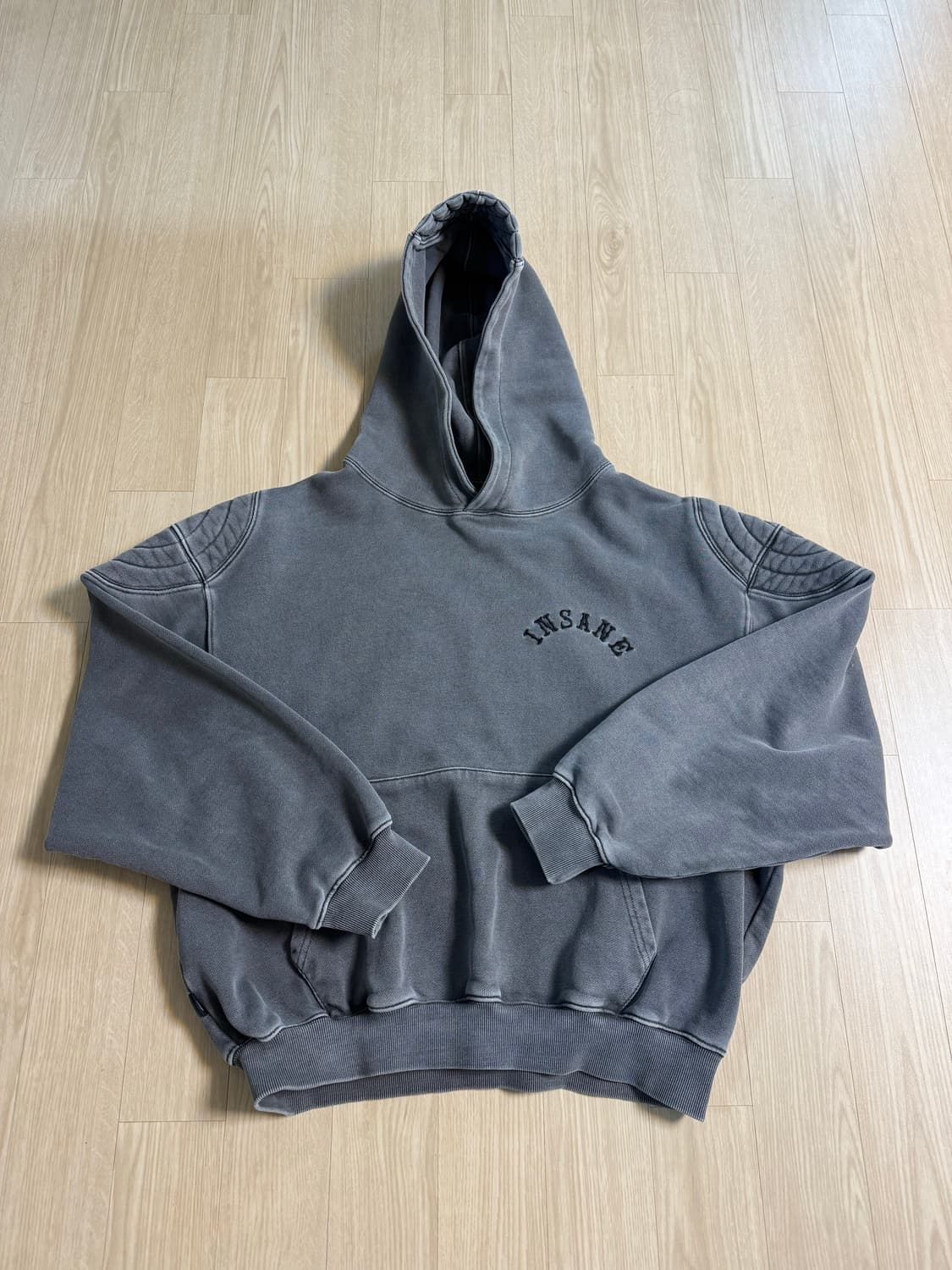 인세인개러지 후드티1사이즈 판매합니다 상품이미지1