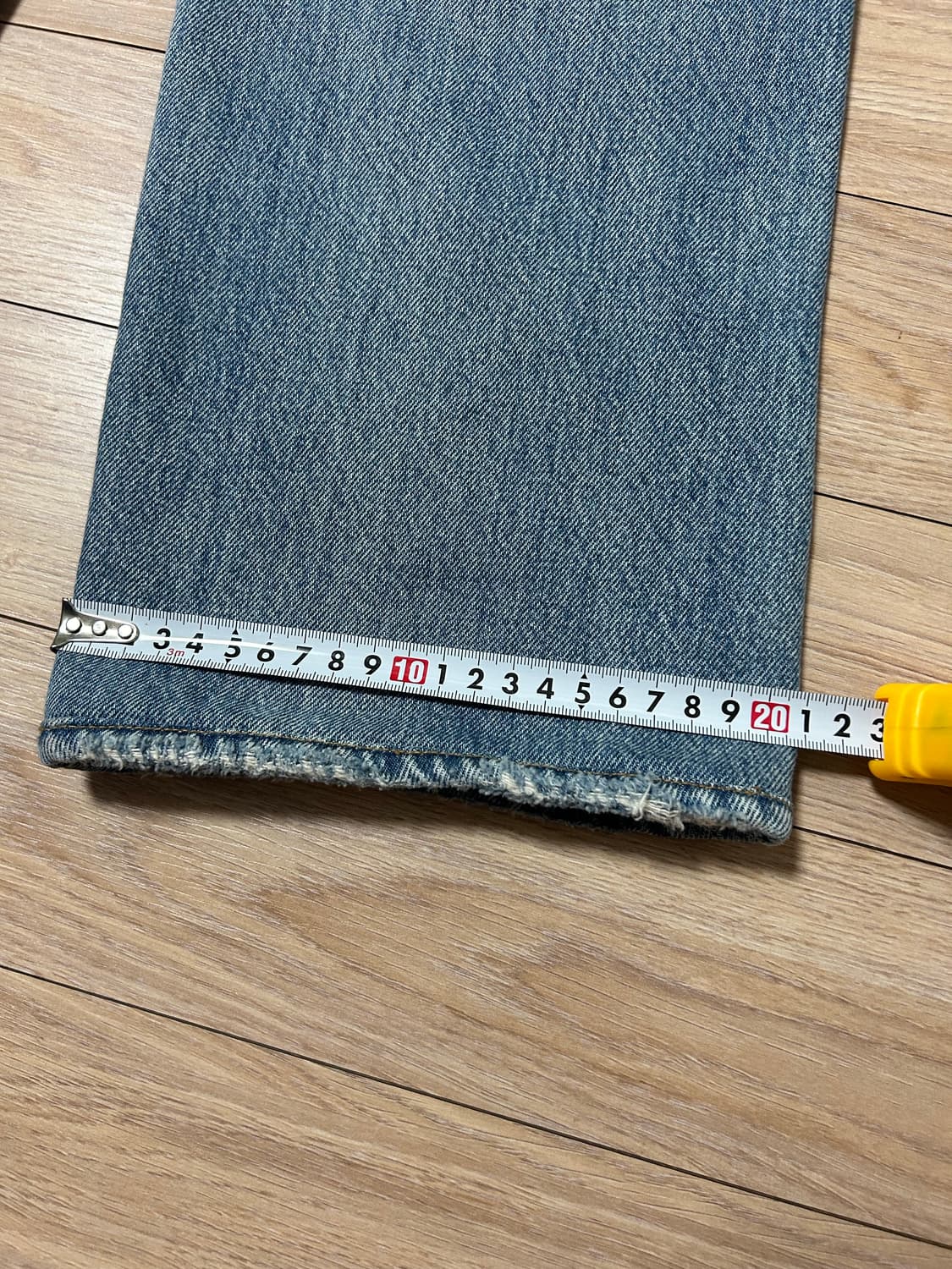 Levi’s 150주년 501 패치워크 데미지 데님팬츠 상품이미지4