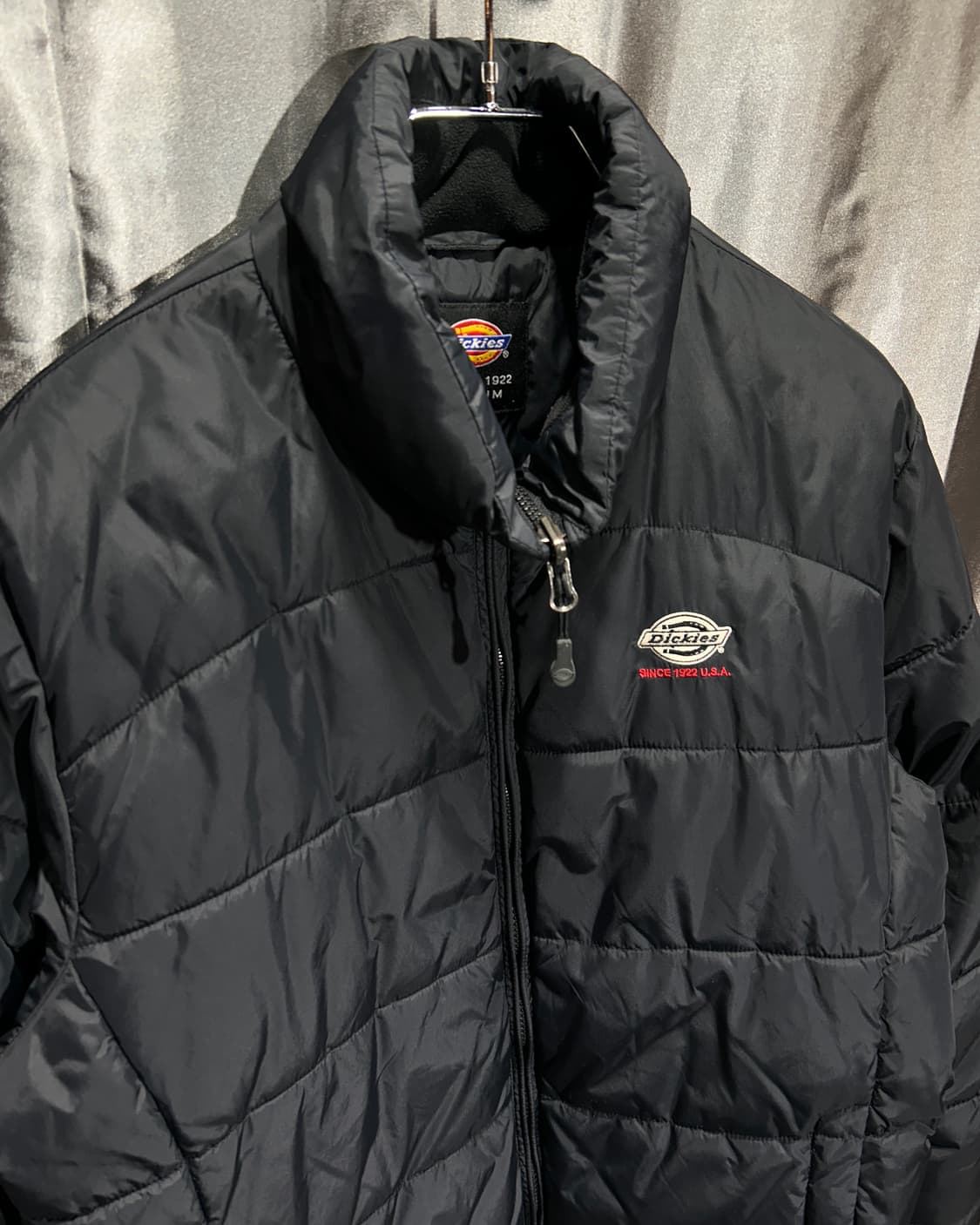 M 디키즈 심볼로고 블랙 라이트 패딩 상품이미지4