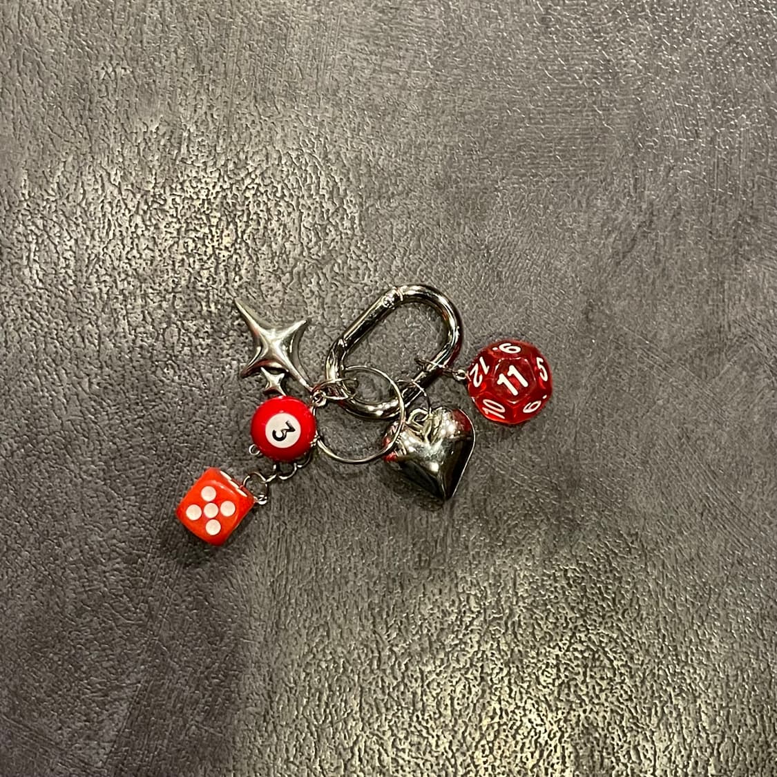 ❤️레드 8ball 키링❤️ 상품이미지2