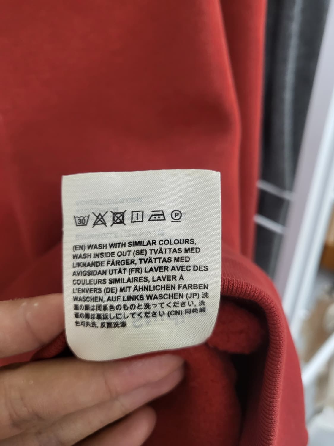 아크네스튜디오 페어뷰 페이스 맨투맨 상품이미지5