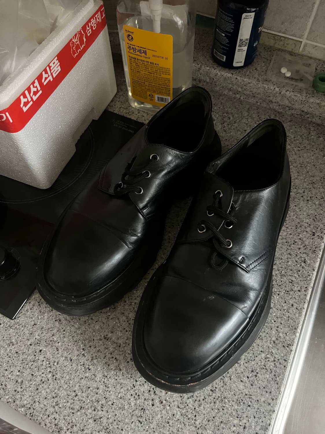 알렉산더 맥퀸 트레드 더비 블랙 43 상품이미지2