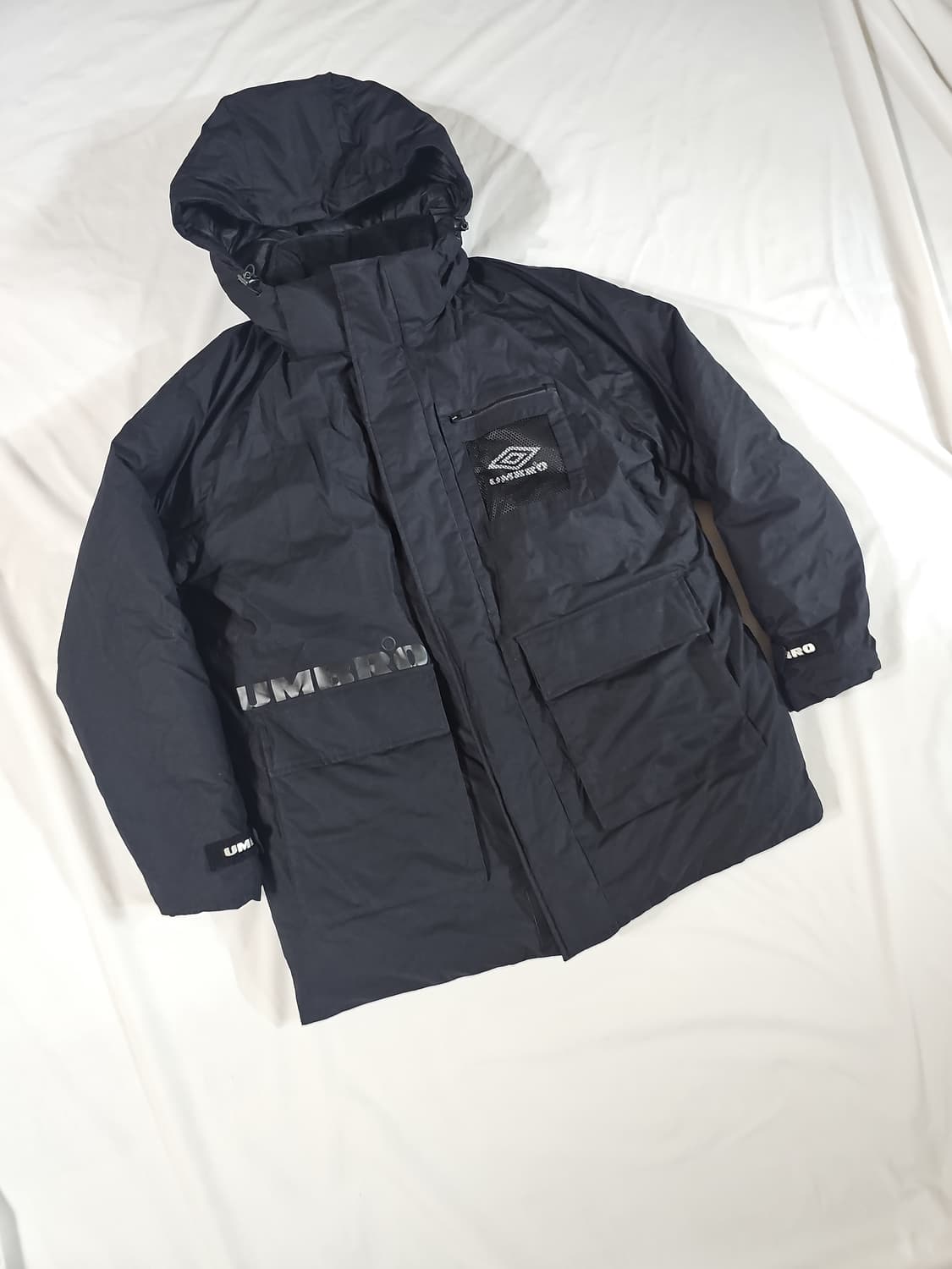 [95,M] 데상트 엄브로 블랙 덕다운 오리털 패딩 상품이미지3