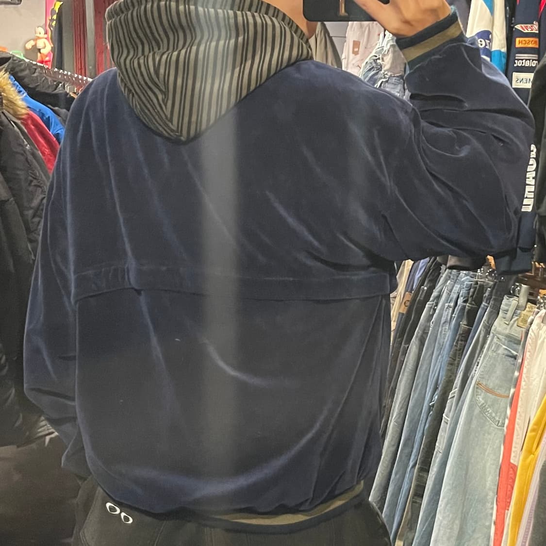 [IM] GIVENCHY 지방시 딥네이비 벨벳져지 상품이미지7