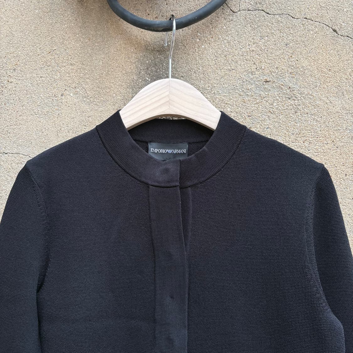 엠포리오 알마니 레이저 컷 가디건 상품이미지2