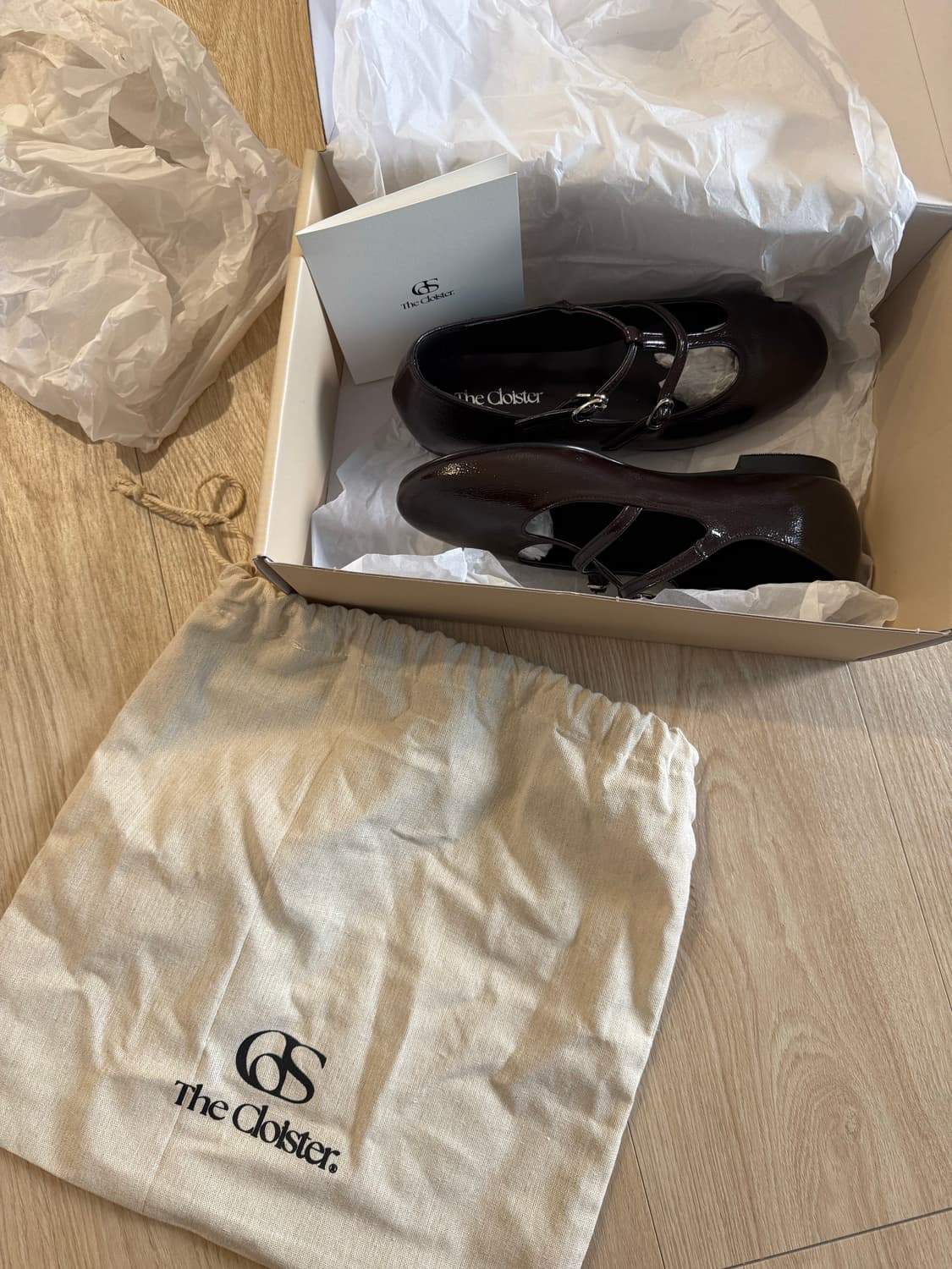 더클로이스터 thecloister 라운드 토 스트랩 플랫슈즈 상품이미지2