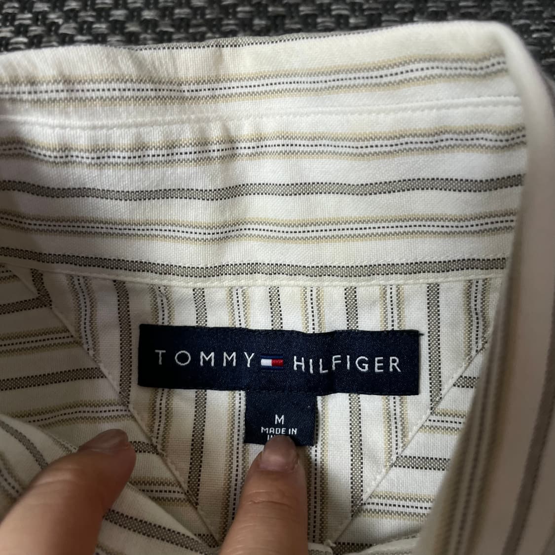 타미힐피거 아이보리 베이지 스트라이프 원포켓 긴팔 셔츠 M 상품이미지4