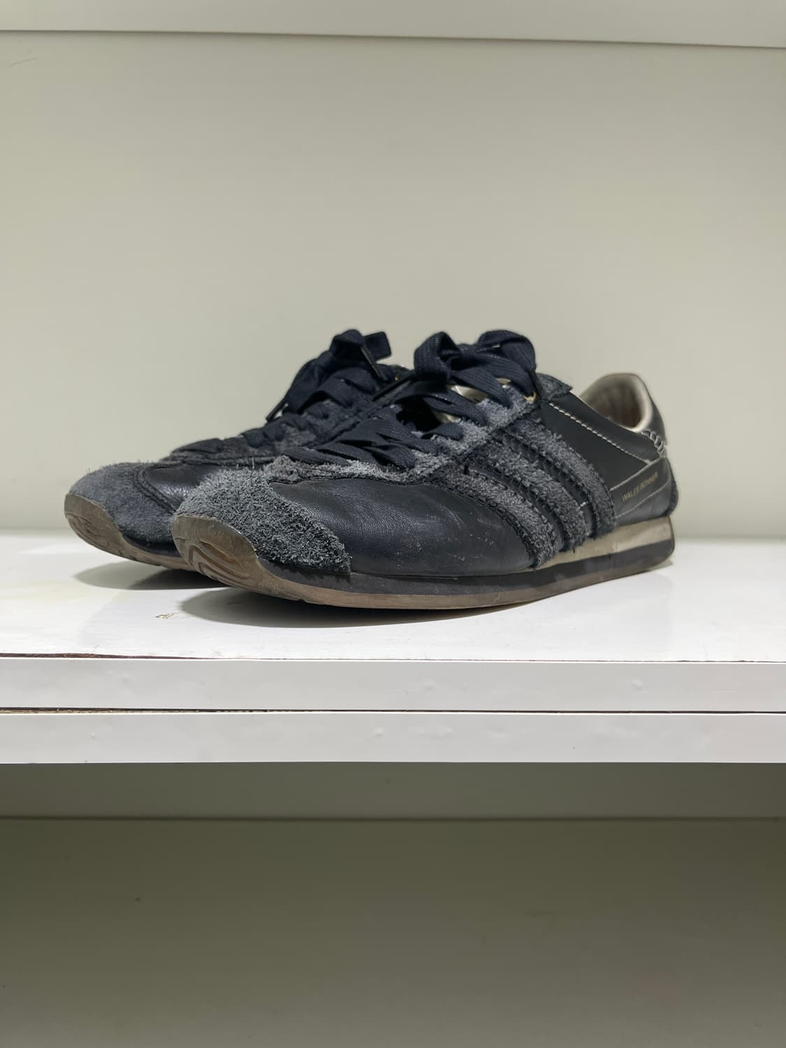 아디다스 웨일즈보너 컨트리 블랙 265 상품이미지1