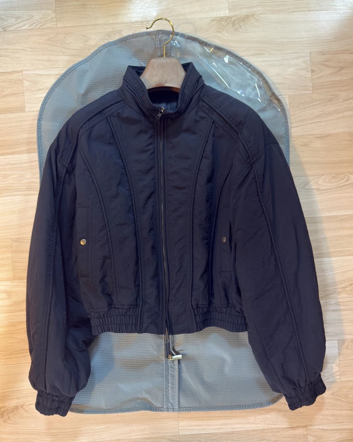 엘무드 벌키 크롭 봄버 자켓 블랙  상품이미지1