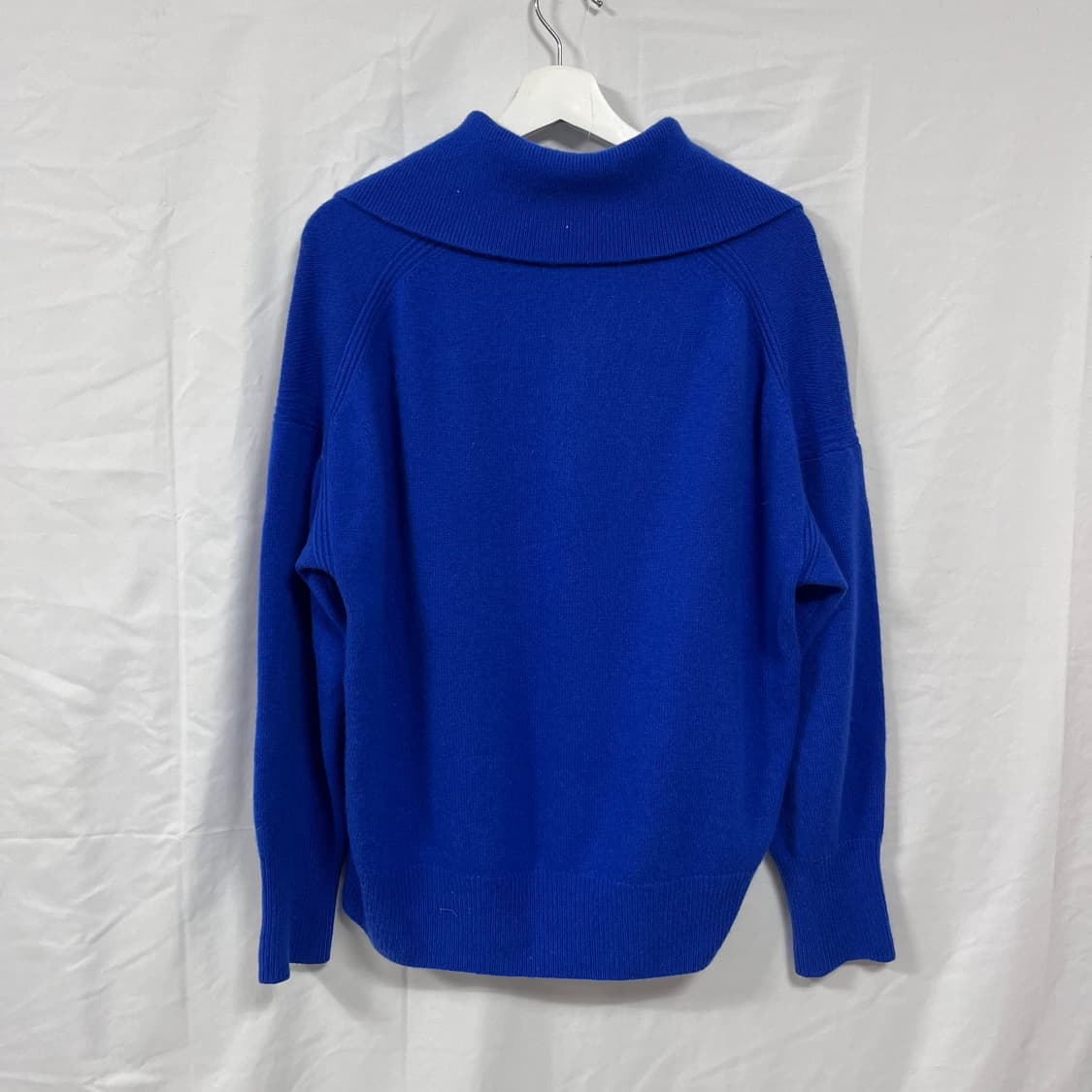 코스(COS) 캐시미어100 스프레드 카라 니트 상품이미지3