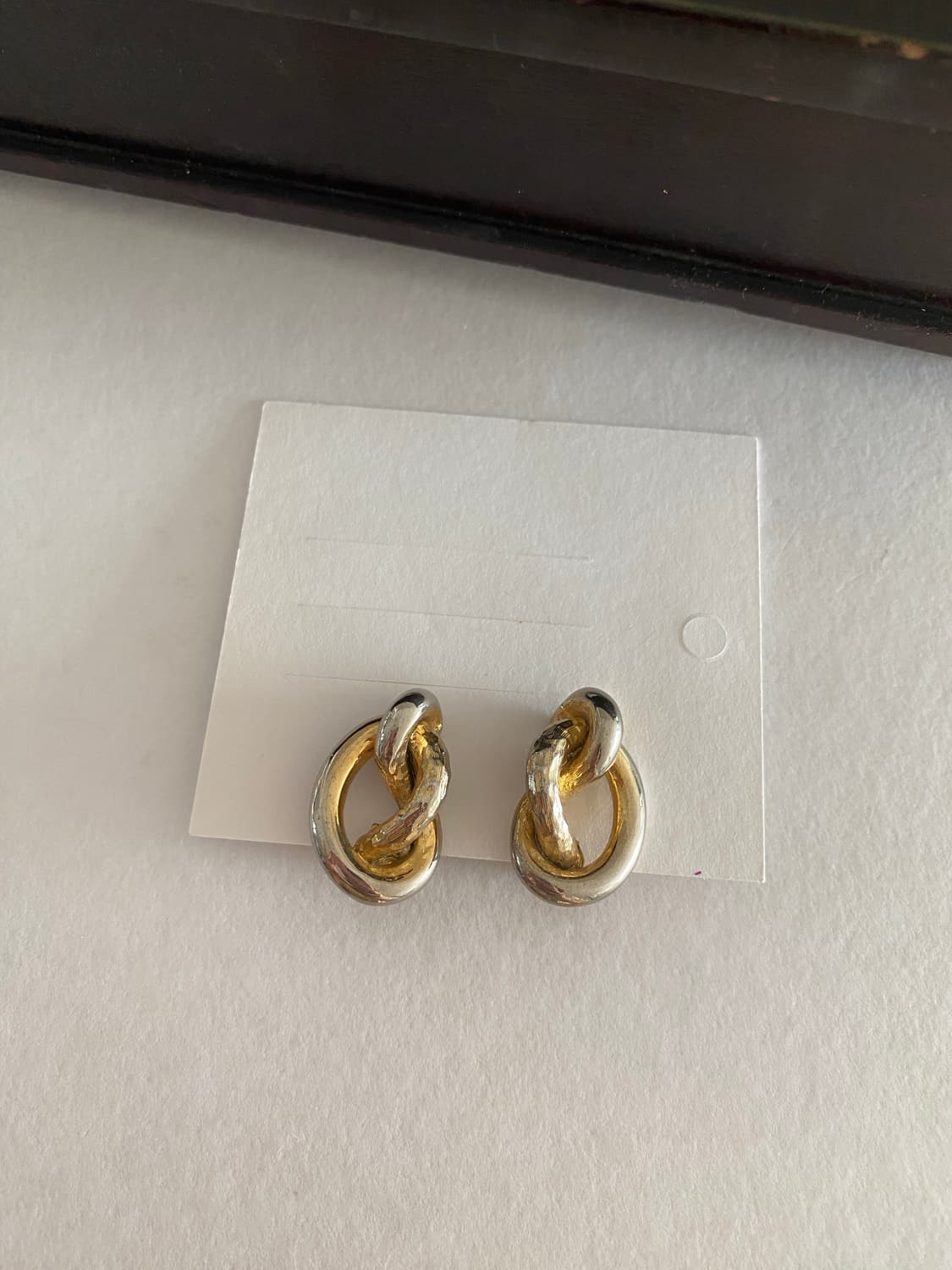 빈티지 투톤 체인 클립 귀걸이 상품이미지1