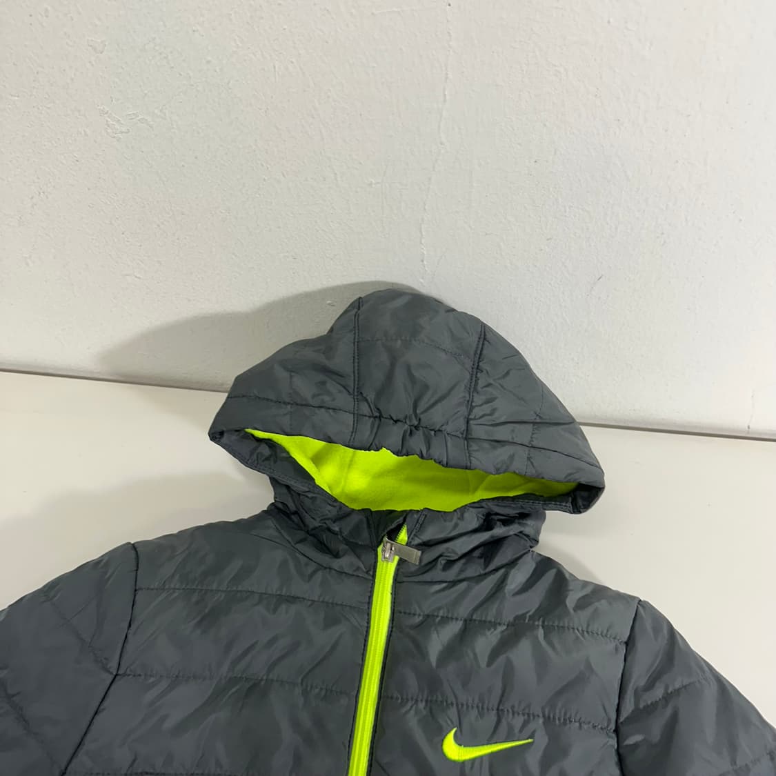 5-6Y 나이키 그레이 후드 경량패딩 상품이미지3