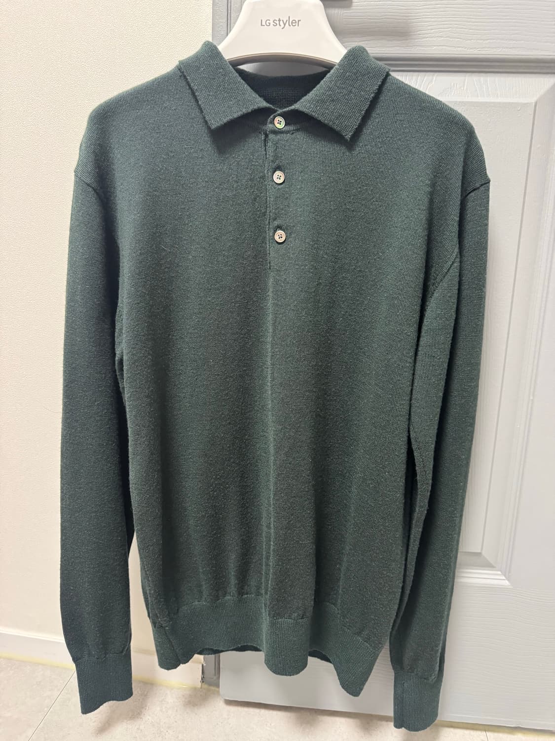 일괄판매 베르노 verno 블랙 베이지 모크넥 니트 매너그램 폴로니트 상품이미지3