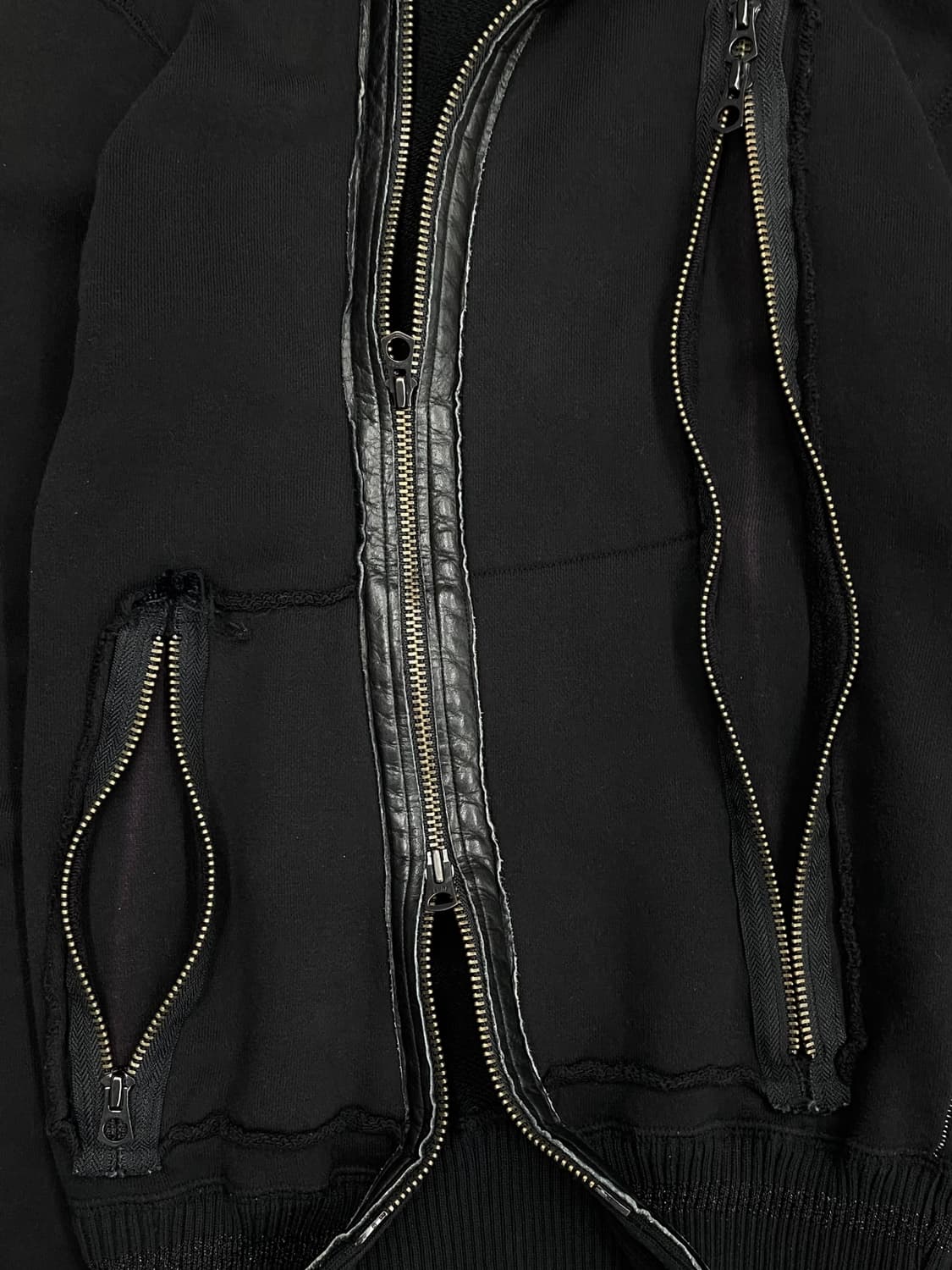 Francist_Mor.K.S. 디스트레스드 사선 집업 상품이미지5