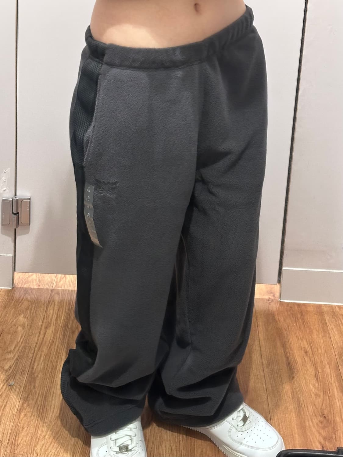 착샷ㅇ) 유니클로x니들스 다크그레이 상품이미지2