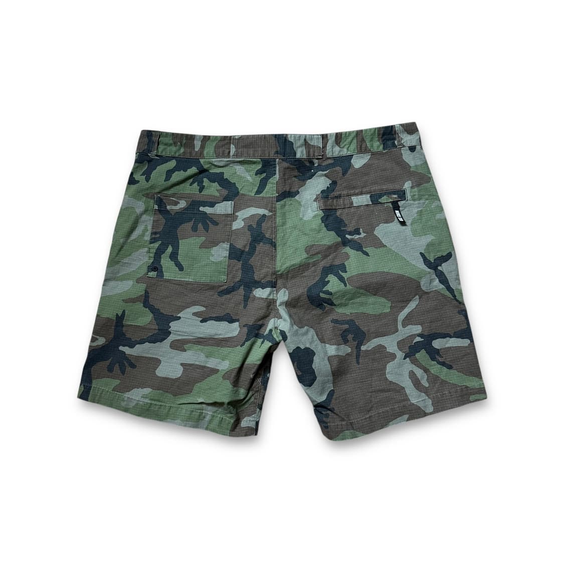 Nike SB 카모플라주 쇼츠 상품이미지2
