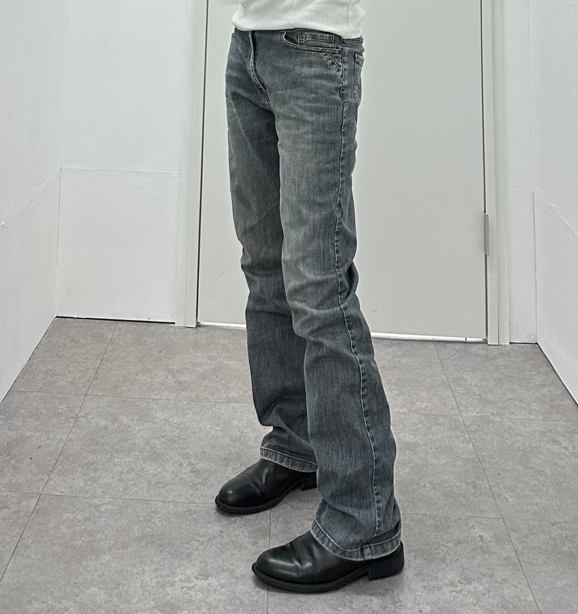 Vintage faded gray denim jeans 상품이미지1