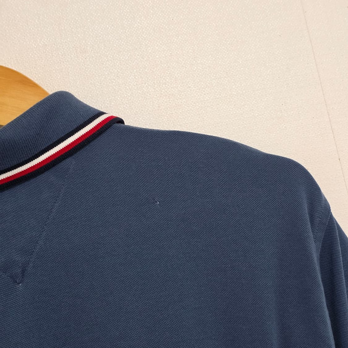 L 타미힐피거 다크블루 반팔 카라티셔츠 상품이미지3