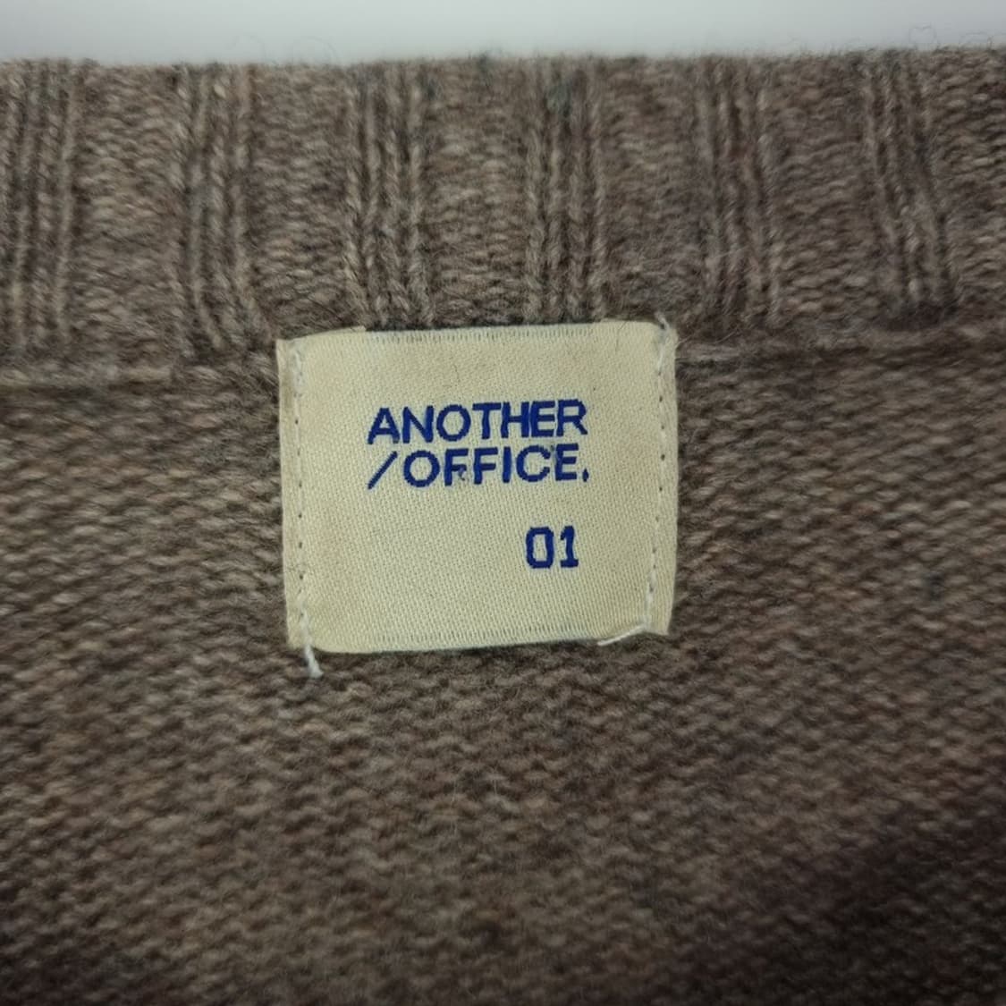 [어나더오피스] 엘보우 패치 니트 가디건 M19183 상품이미지6