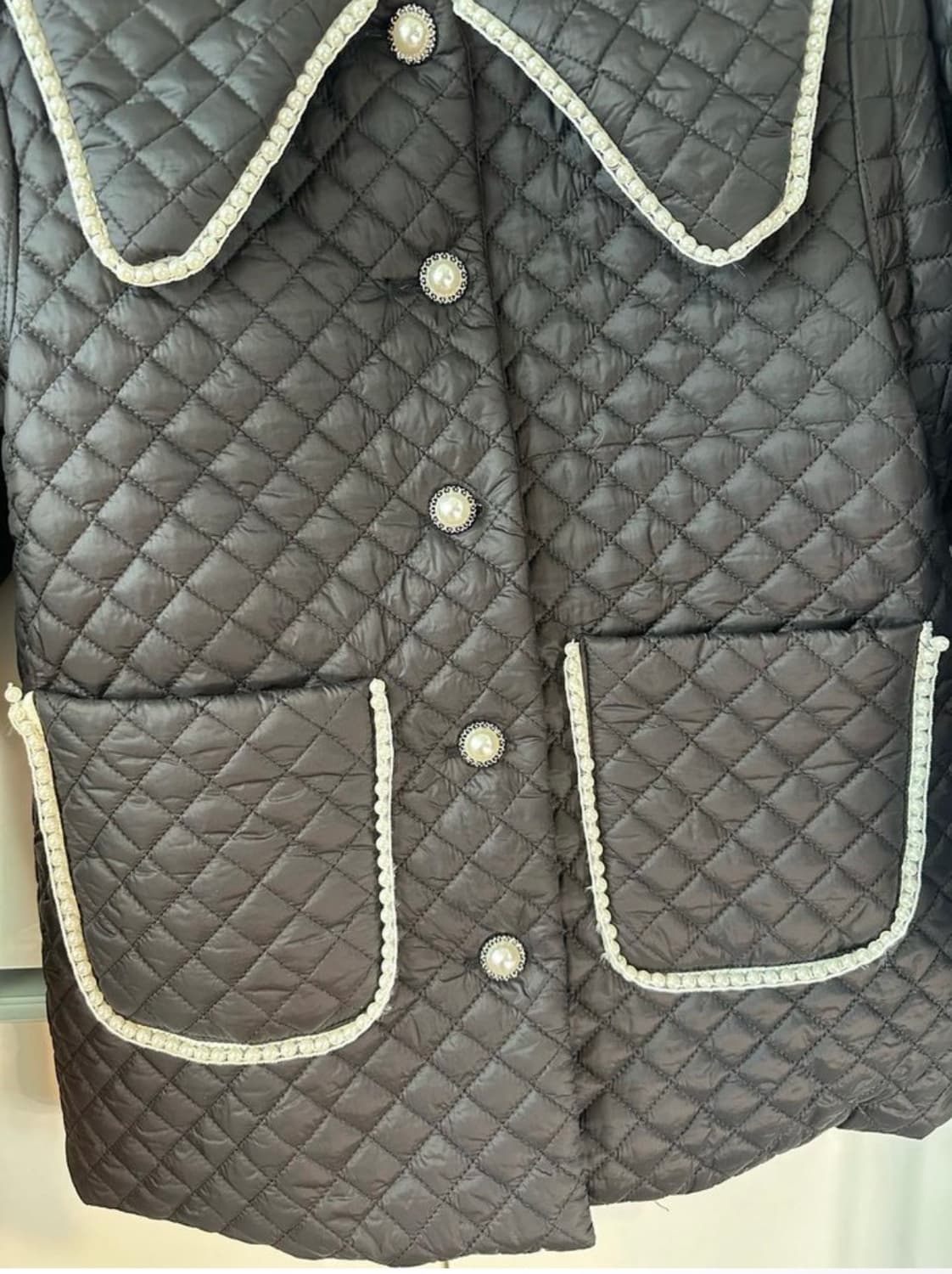 블랙 퀼팅 누빔자켓 진주 장식 카라 상품이미지7