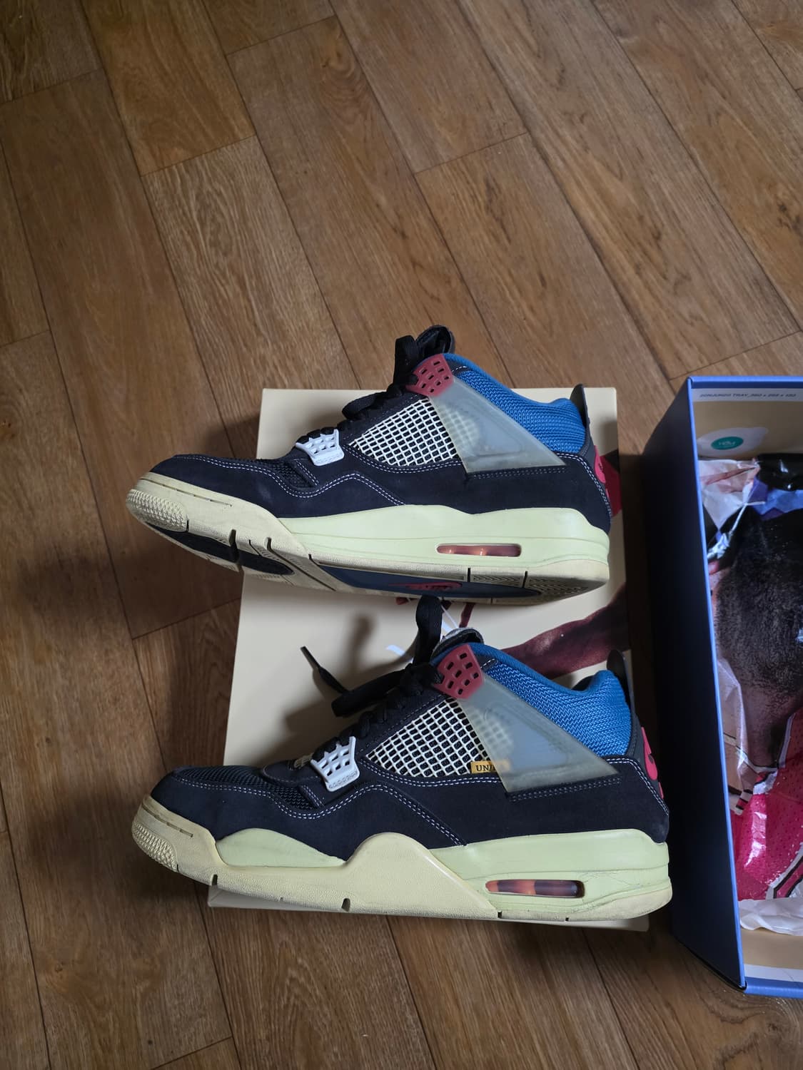 나이키 조던4 유니온 오프느와르 상품이미지3