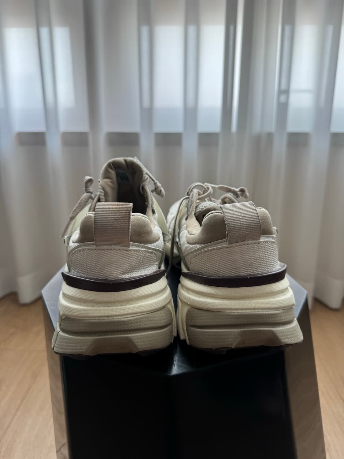 나이키 V2K 런 라이트 오어우드 브라운 (280 사이즈 / 시착 5회  상품이미지7