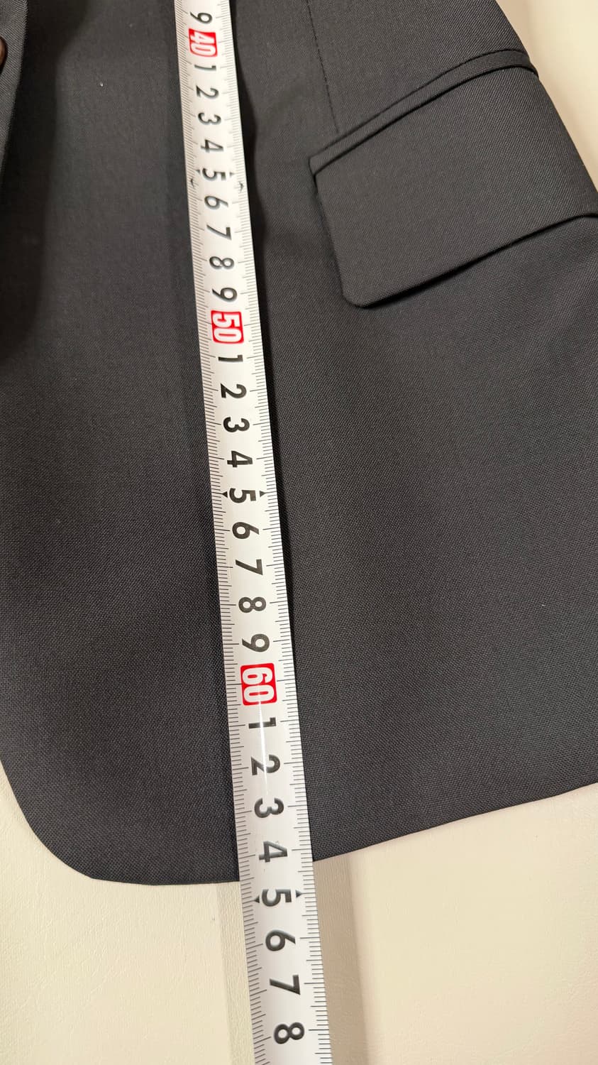 미샤 블랙 슬림핏 블레이저 55 심플한 기본템으로 활용도 좋아요 상품이미지7