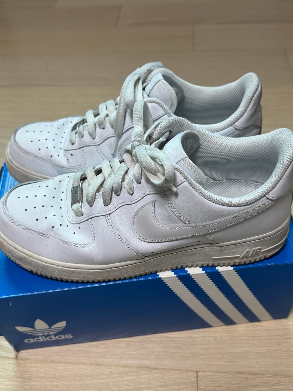 나이키 에어포스 상품이미지2