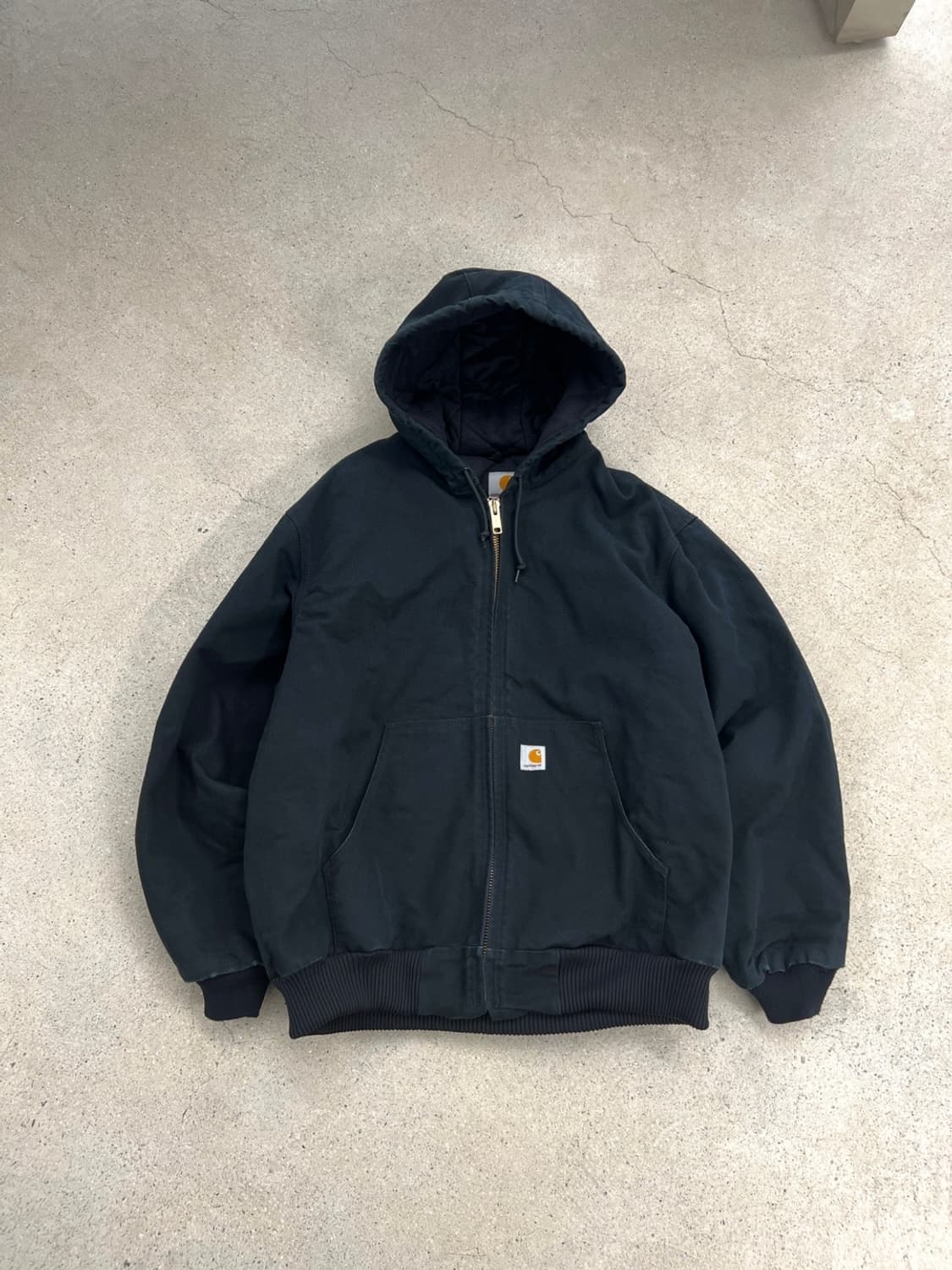 칼하트 J140 블랙 액티브 자켓  상품이미지1