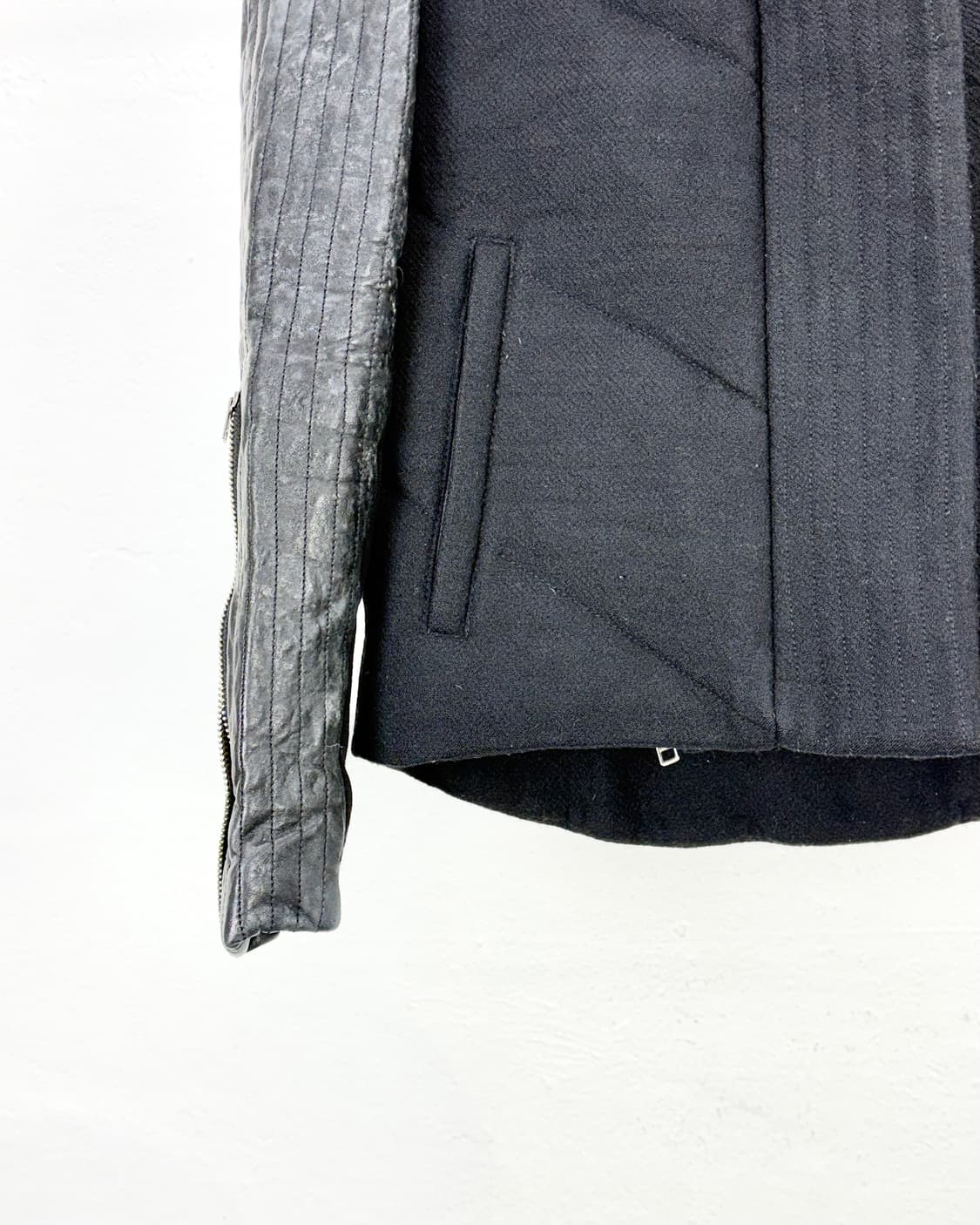 헬무트랭 니팅 패널드 레더 암 다이애그널 라이더 자켓 상품이미지5