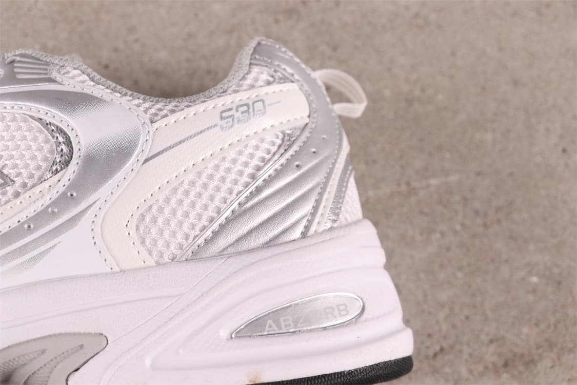 뉴발란스 530 Nb 운동화 커플룩 상품이미지8