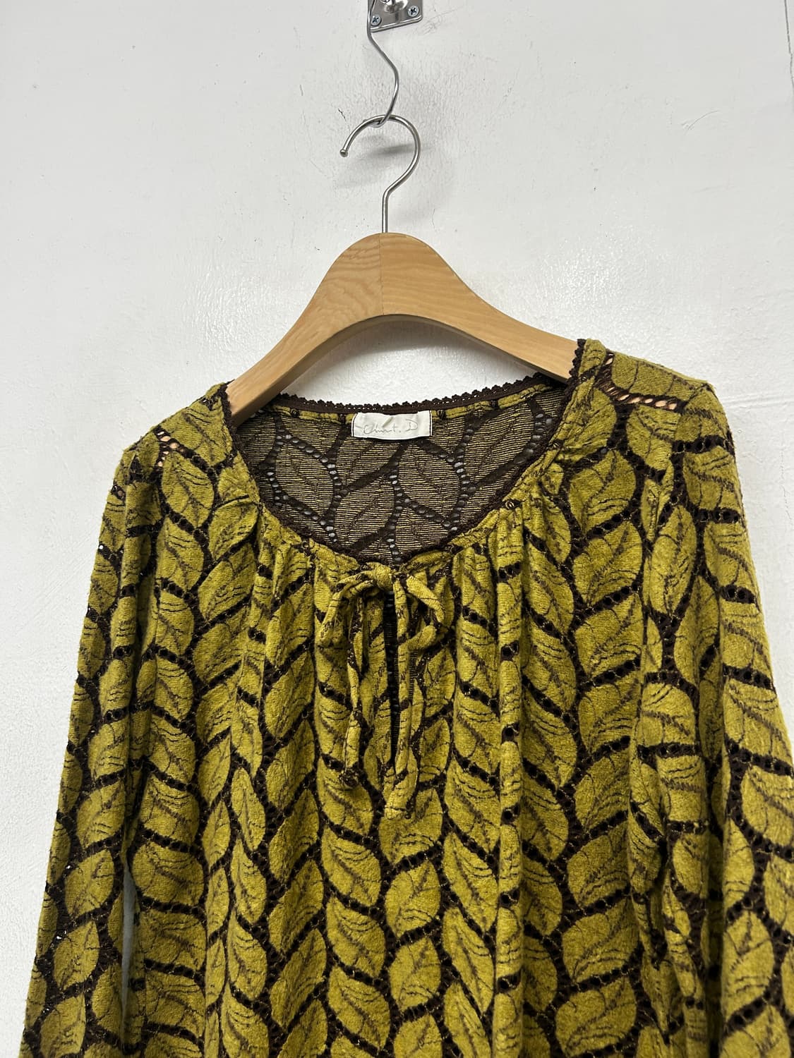 JPN 빈티지 올리브색 잎사귀 패턴 블라우스 상품이미지1