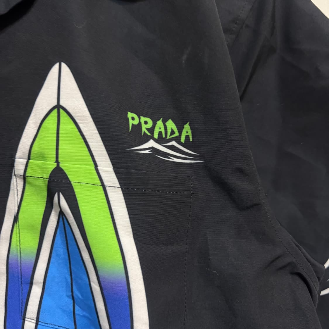 프라다 서핑 프린팅 반팔 셔츠 남방 상품이미지4