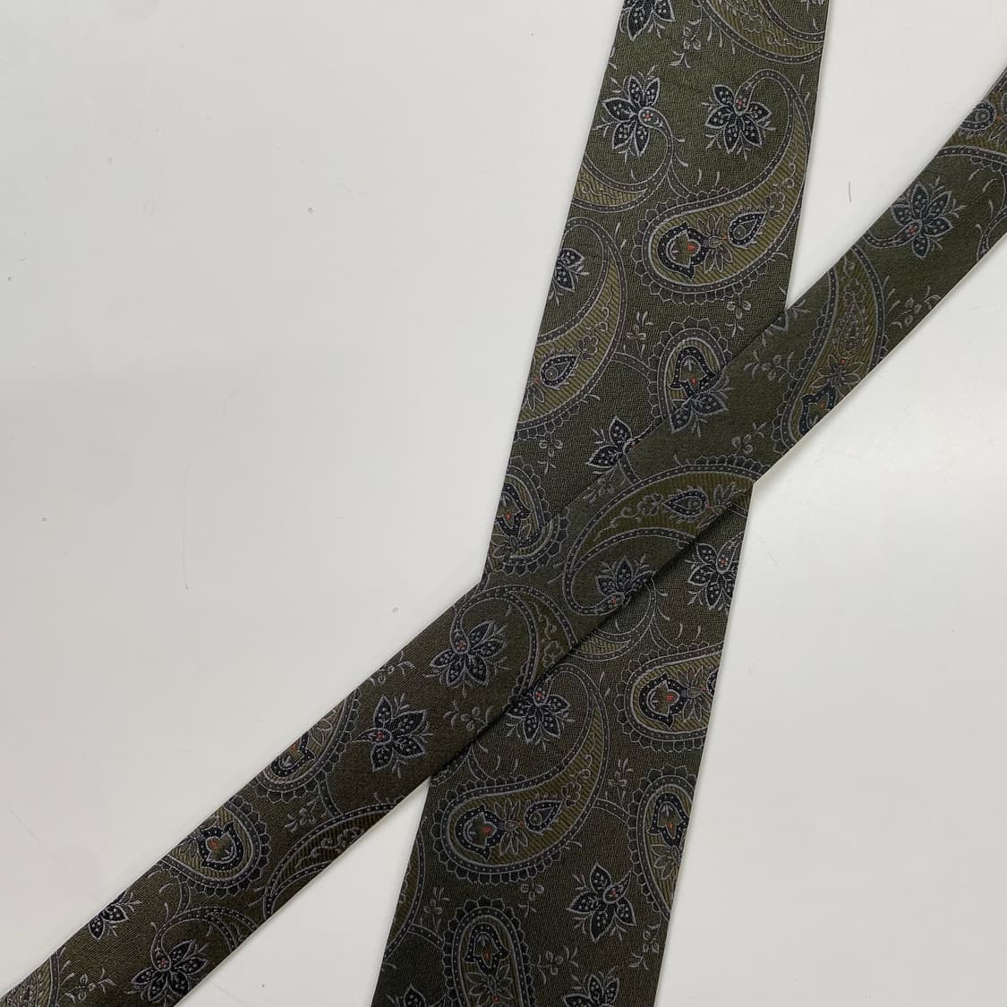 입생로랑(YSL) 페이즐리 명품 정품 넥타이8.3cm 상품이미지4