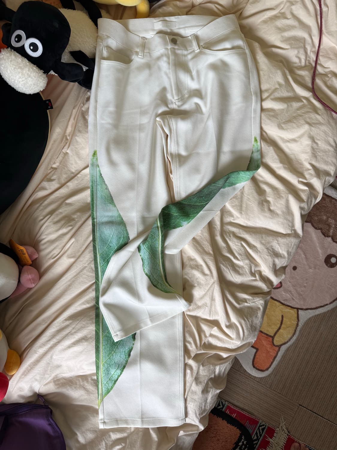 친다운 나뭇잎팬츠 상품이미지1