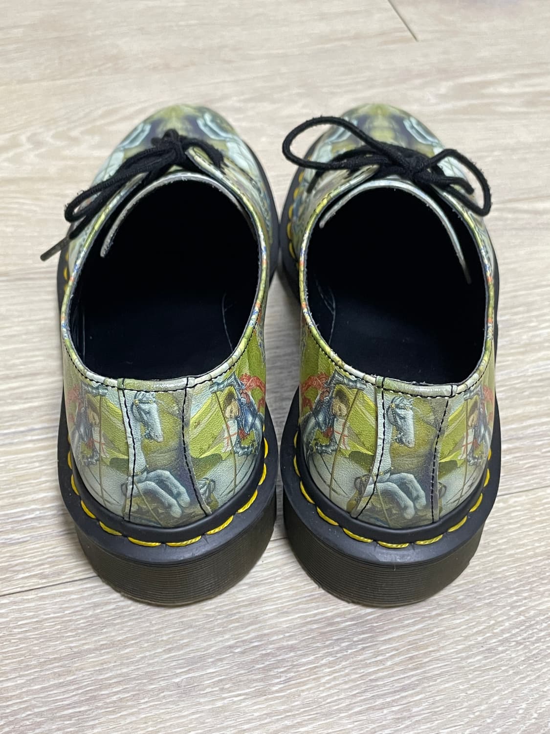 닥터마틴 한정판 1461 3홀 성 조지와 용 UK5(240mm) 상품이미지3