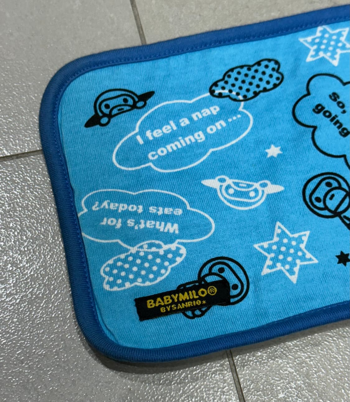 베이프x산리오 베이비 마일로 머플러 목도리 상품이미지3