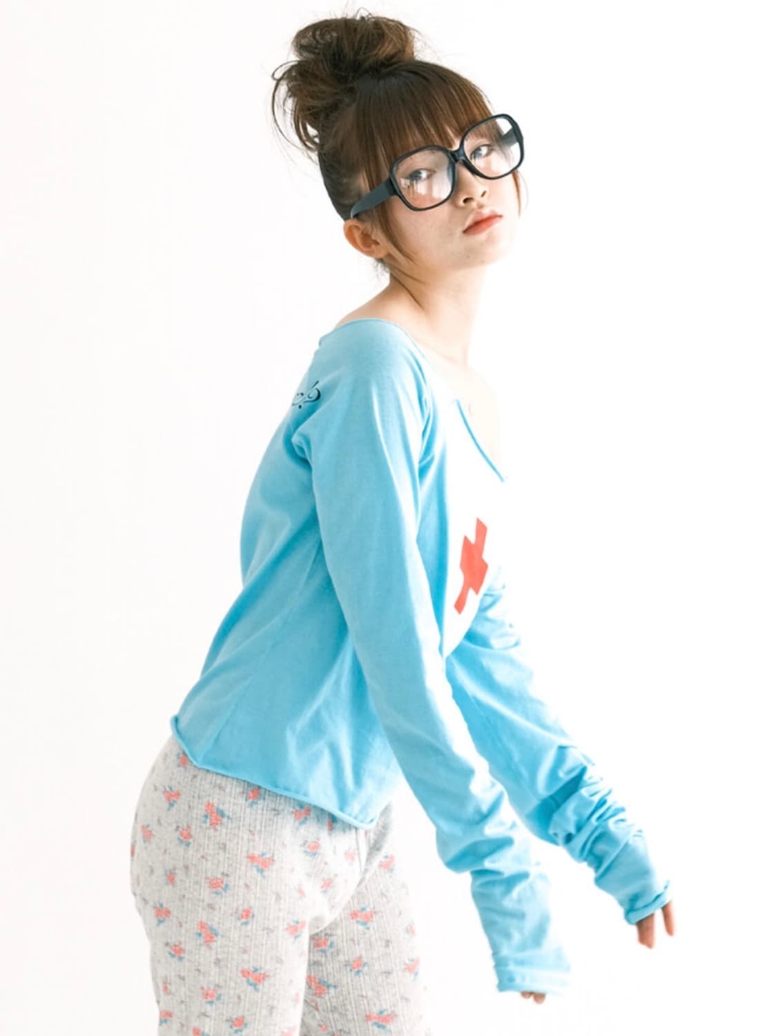 샵페어리 cross heart cut out top mint 상품이미지1