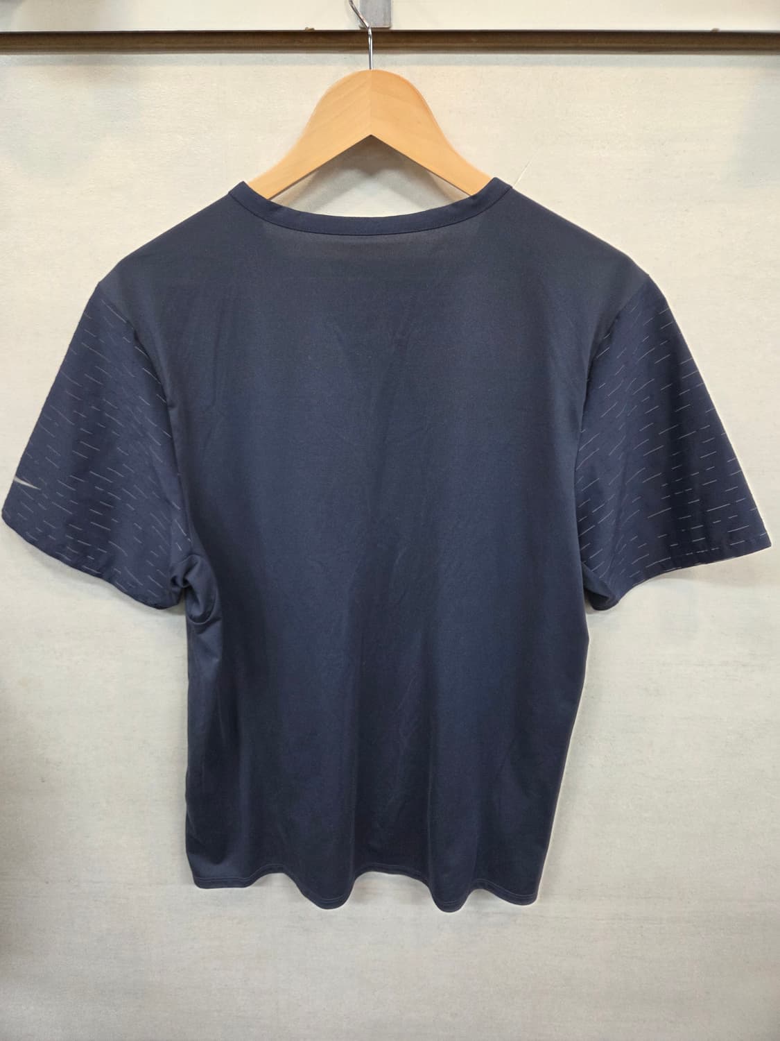 나이키 드라이핏 디비전 라이즈 365 러닝 기능성 반팔 xl 상품이미지2