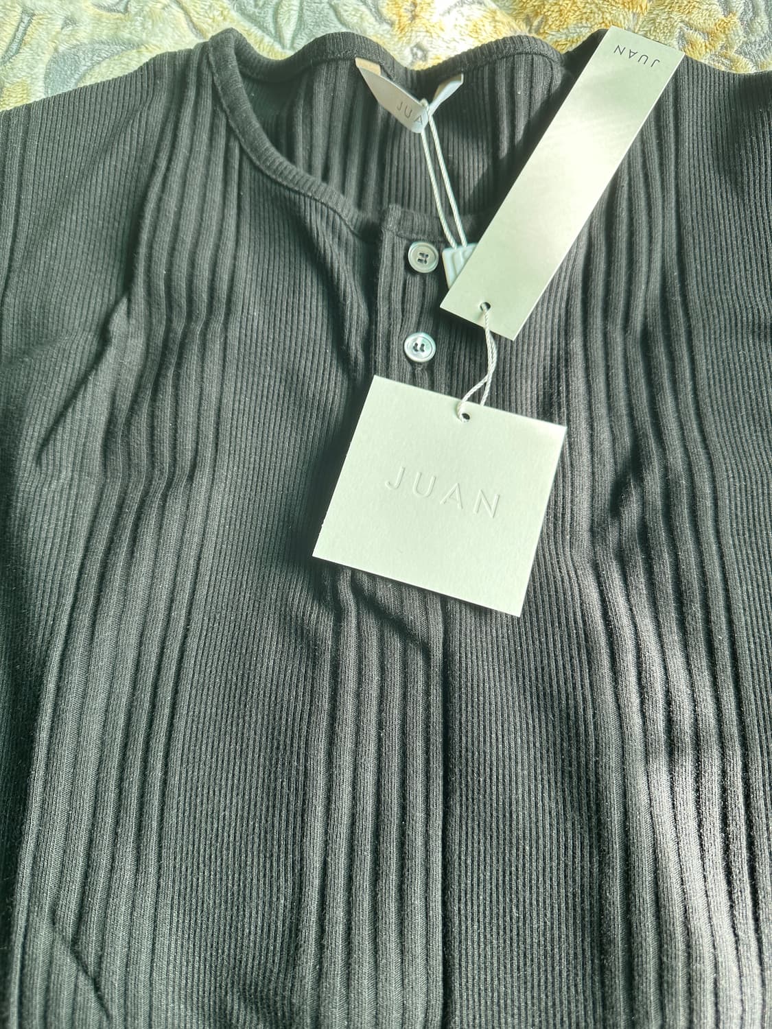 새상품) 주앙옴므 헨리넥 롱슬리브 세트 M 사이즈 팝니다. 상품이미지2