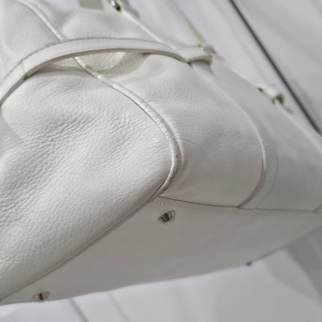 디올 dior 레터링 빅 D챰 화이트 바게트백 숄더백 토트백(y2k 감성 상품이미지7