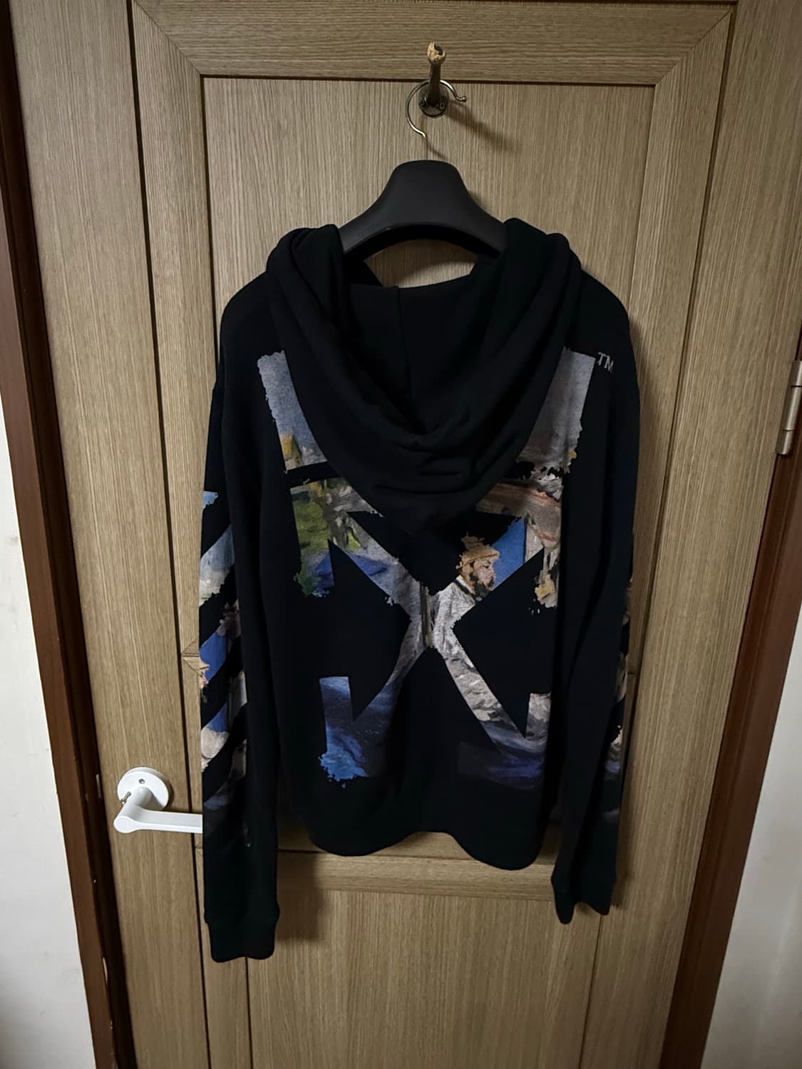 오프화이트 유화 후드집업 블랙  상품이미지1