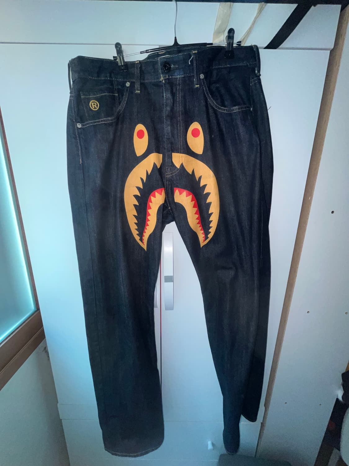 Bape 샤크데님팬츠 상품이미지1
